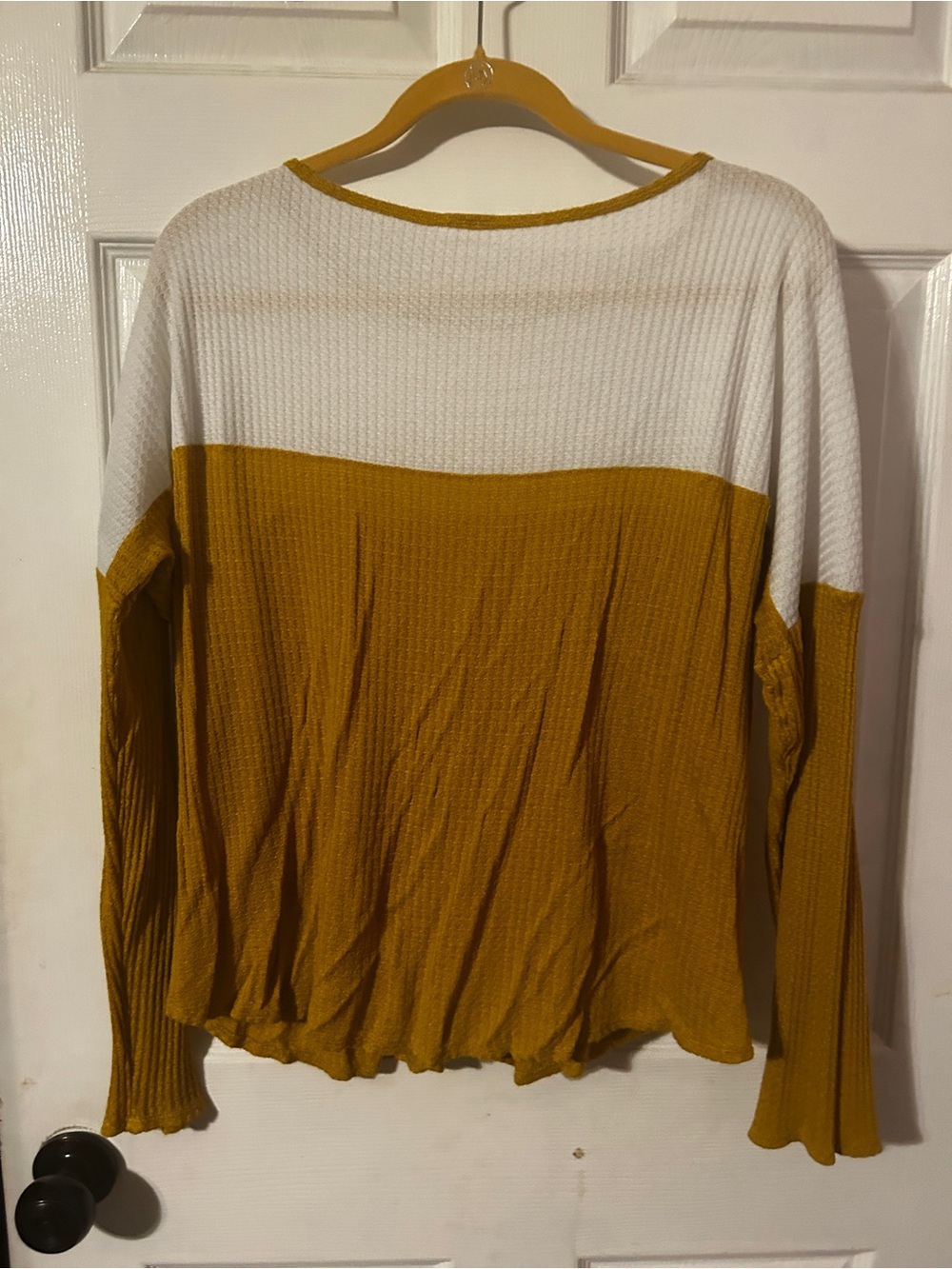 Source Unknown White and Mustard Colorblock Waffle Knit Top with Leopard Pocket - Picture 5 of 5